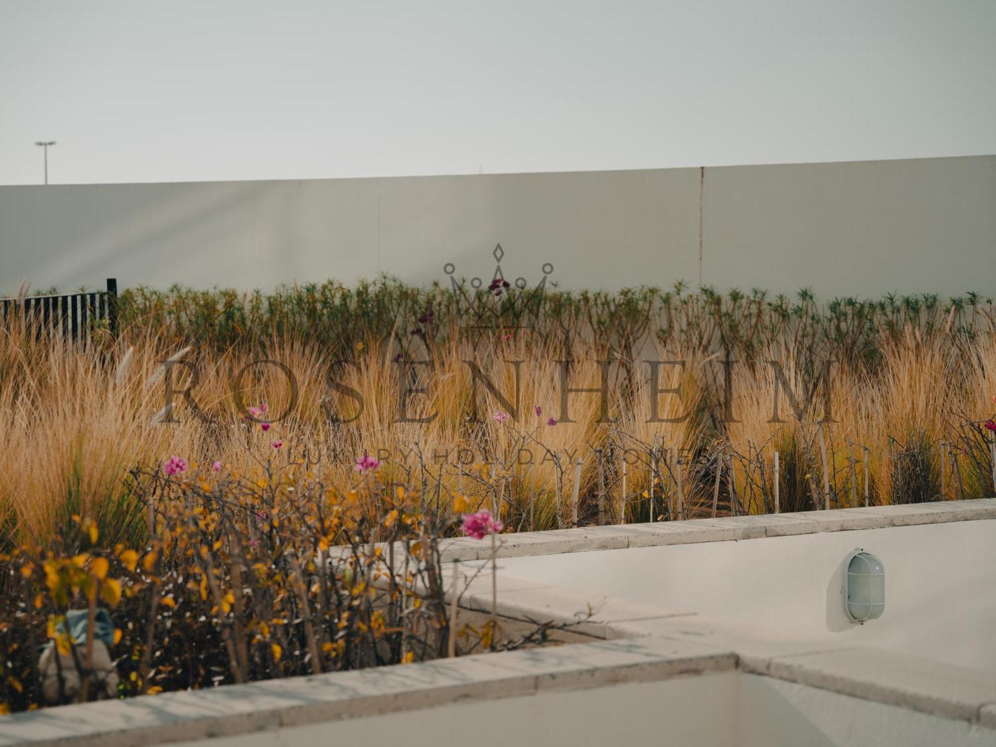 Artesia Tower Dubai Exterior foto